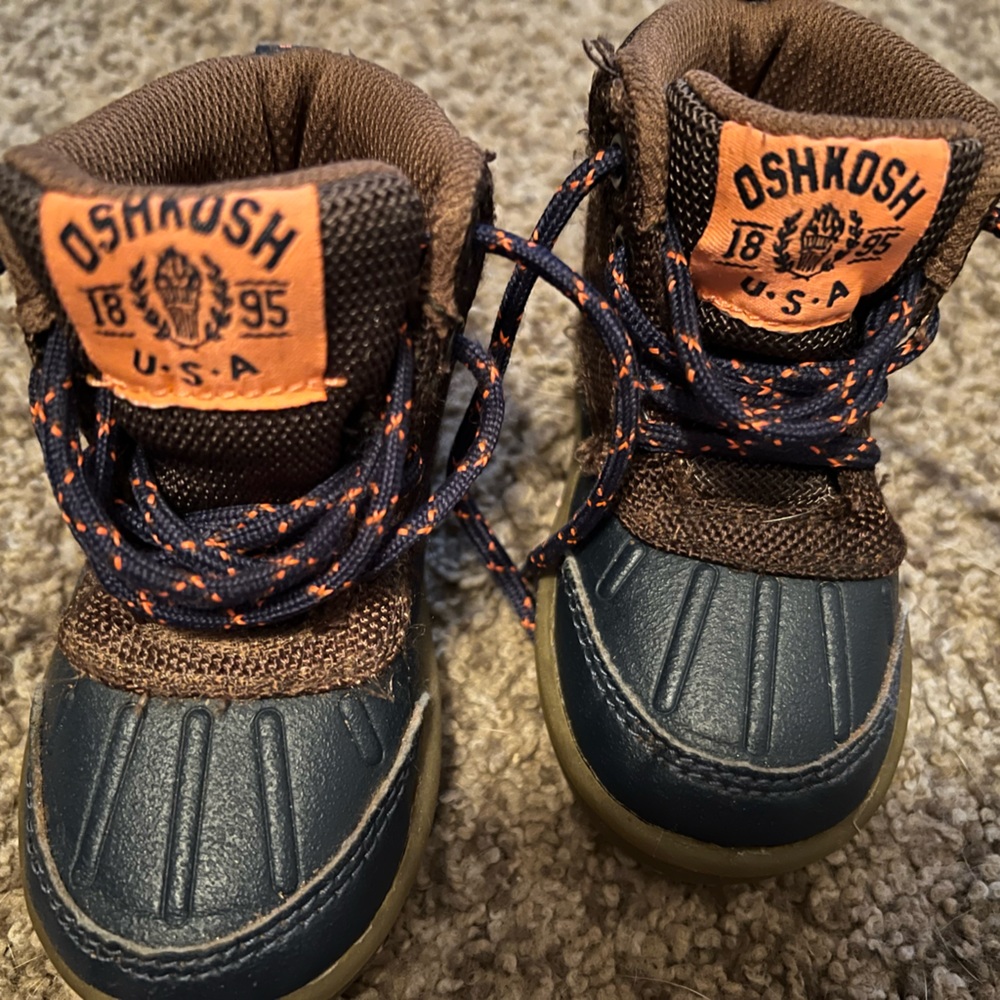 Osh Kosh Duck Snow Boots